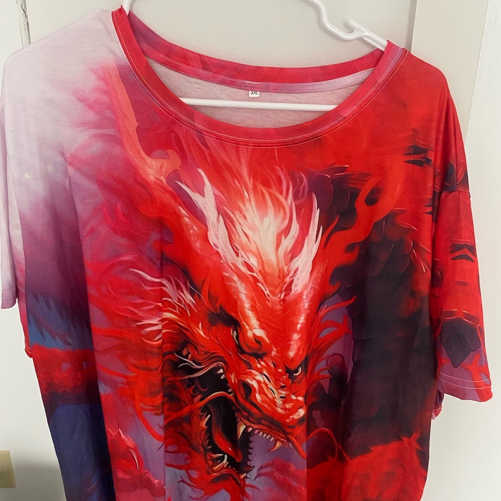 Red Dragon Graphic T-Shirt